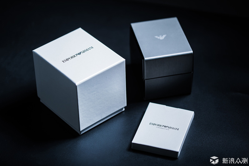 时尚外表下的"智能心"--阿玛尼智能手表体验