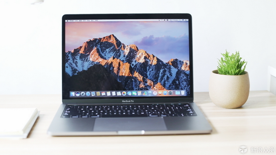 触摸未来2016款macbookpro笔记本上手评测