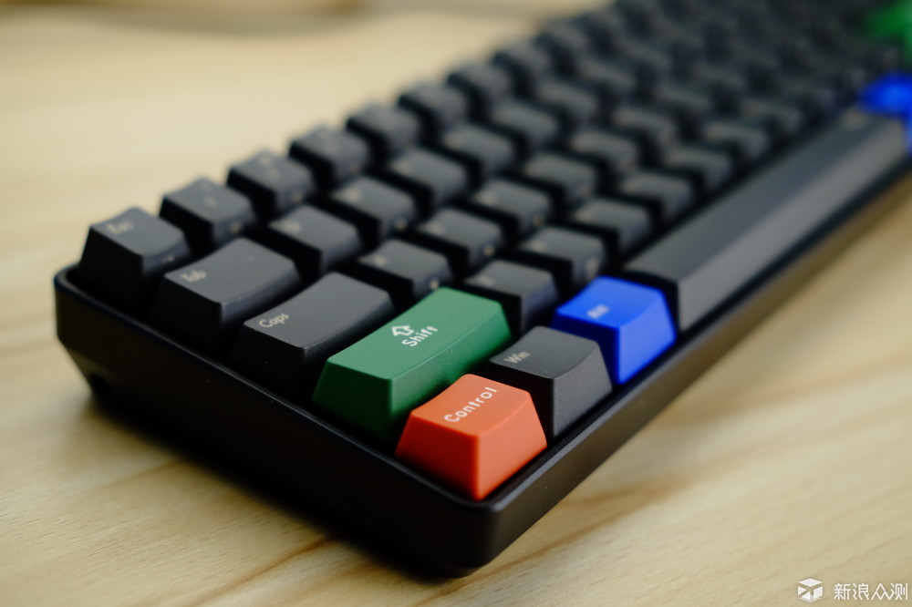 机械键盘pokerii轻体验