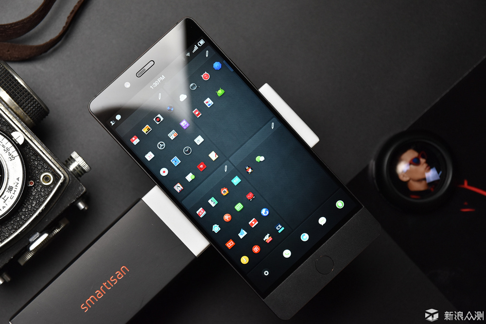 坚果pro:有颜有料,有情怀有新意,但可更好 - 试用报告 - 新浪众测