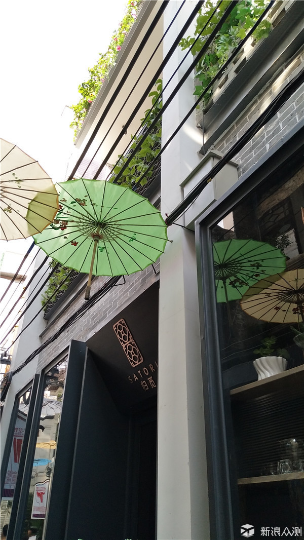 有时候竖着拍照也是一种乐趣永庆坊随拍