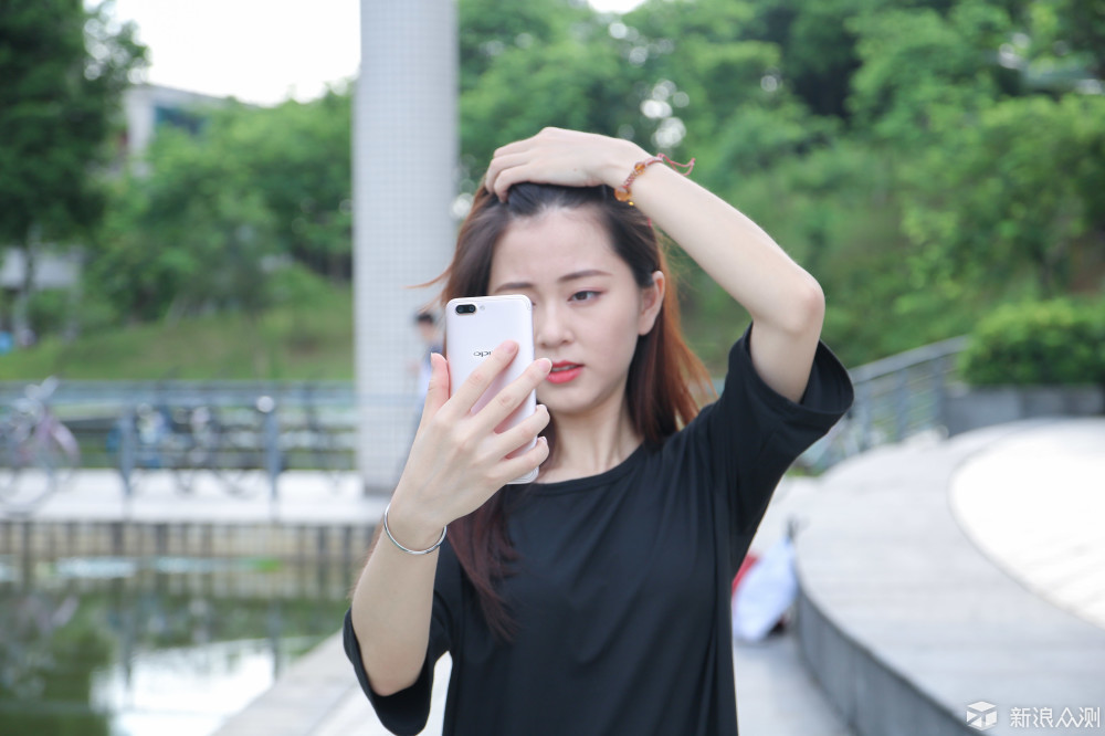 拍照怎么拍清晰近照 4c2c5e89ec37012b6323044b3ff36a8a.jpg