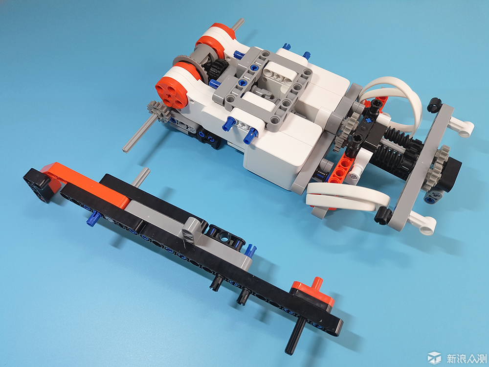 大人的玩具:米兔积木机器人够智能吗?