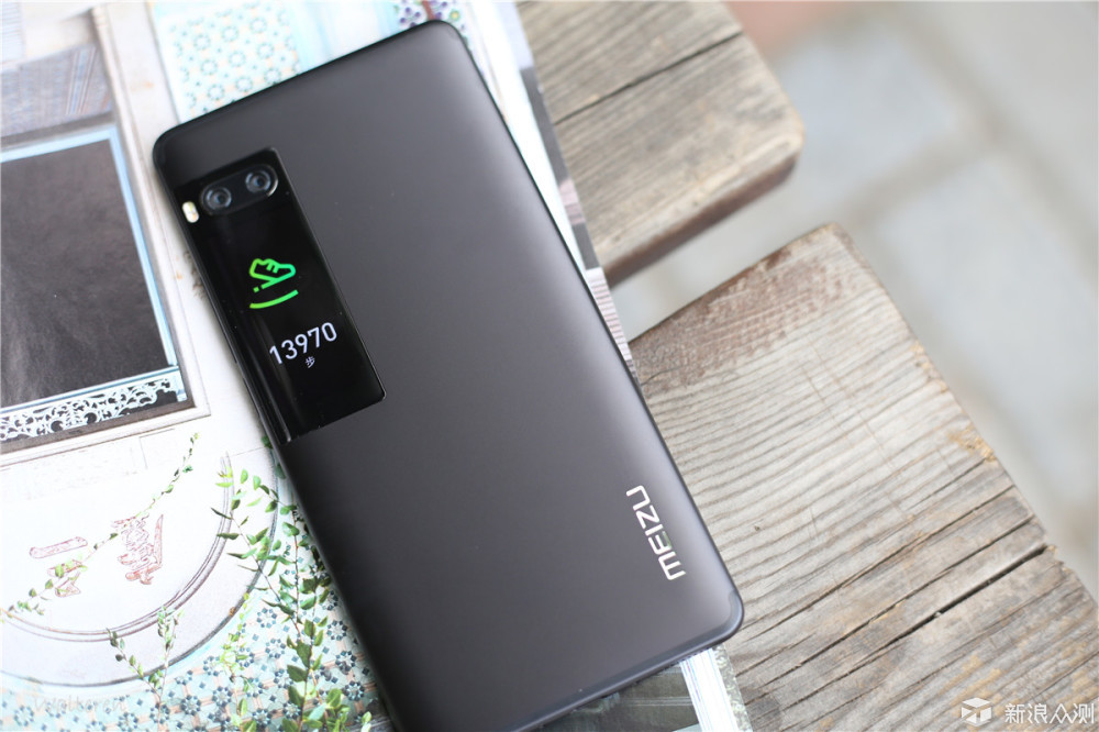 魅族pro7plus打开天窗看世界