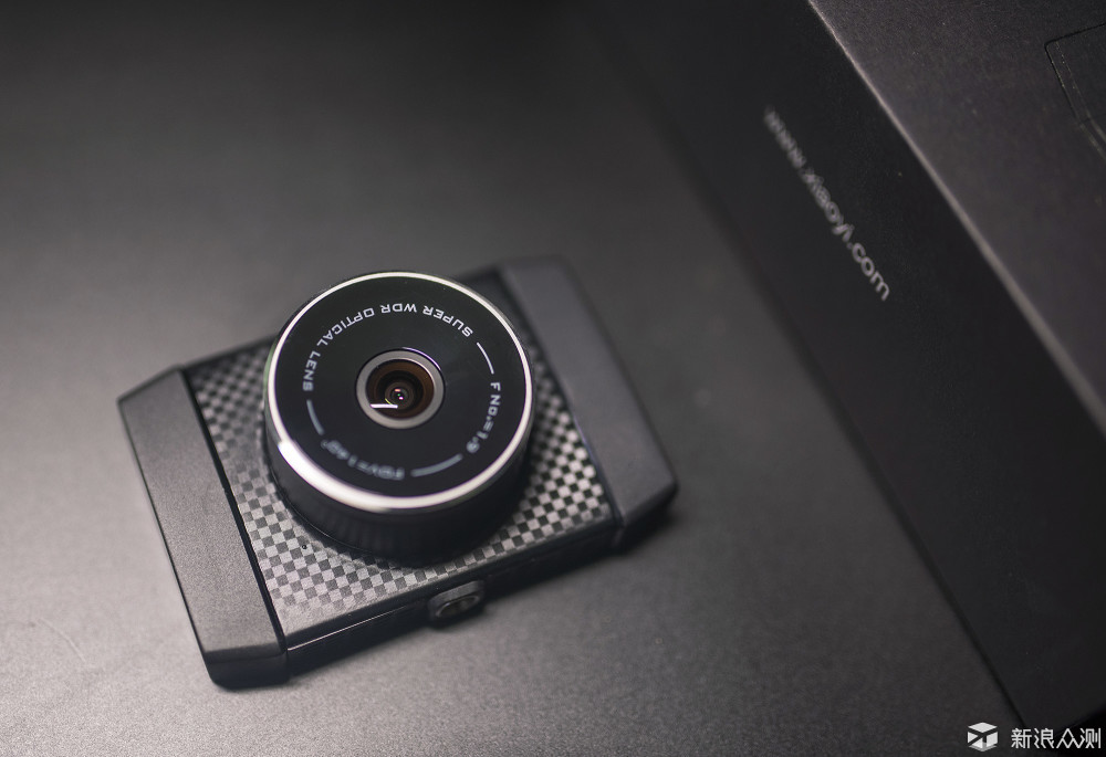 小蚁2.7k王者版高清行车记录仪开箱【附视频】