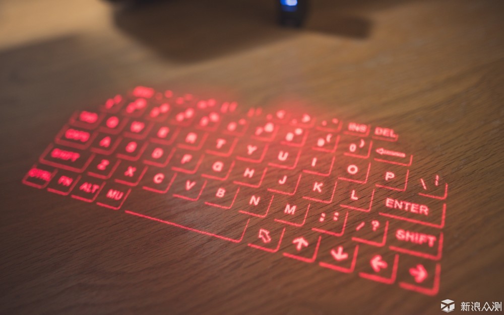 装13利器激光投影键盘你玩过没