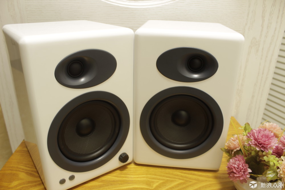 白色歌姬声擎a5家庭音箱体验