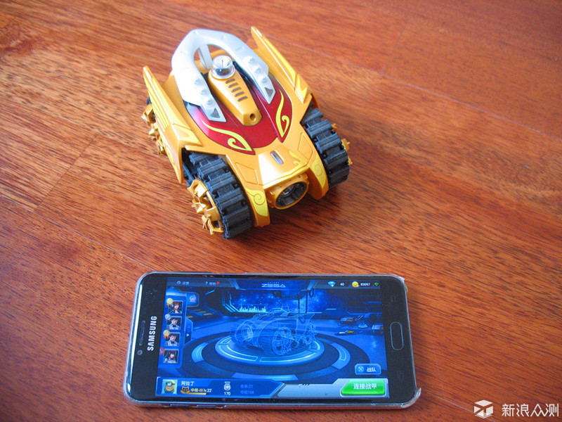 重返童真 尽享欢乐,银河战甲新年限量版畅玩