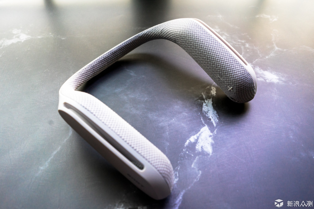 大法信仰充值:这款挂脖上的音响值得入吗