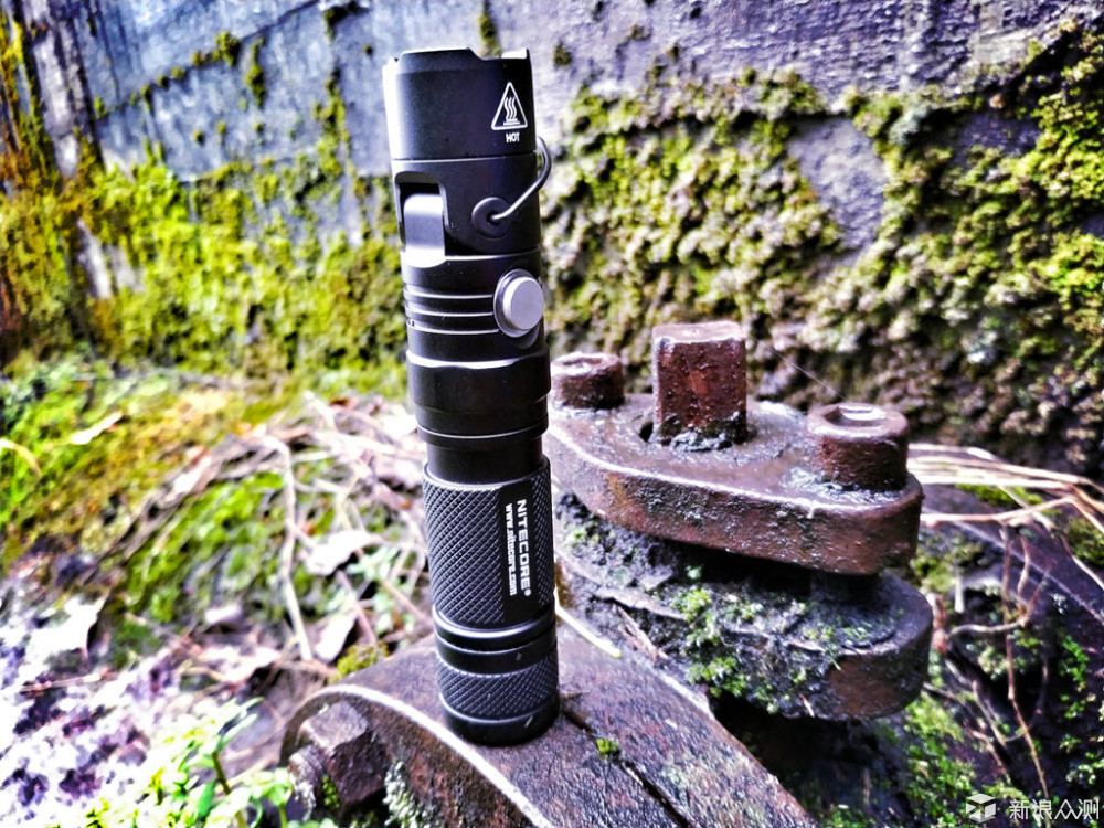 只为你改变 奈特科尔mt21c可转角手电测评