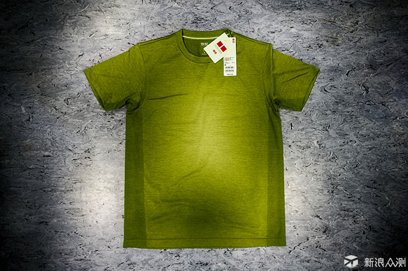 什么是立体裁剪t恤 61b46471d2b17f1bf22d06a975af416b.jpg