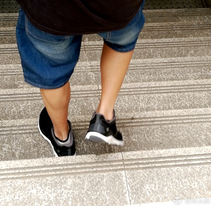 efca1c89a85ffd1cfe24ecbd39d1120c.jpg