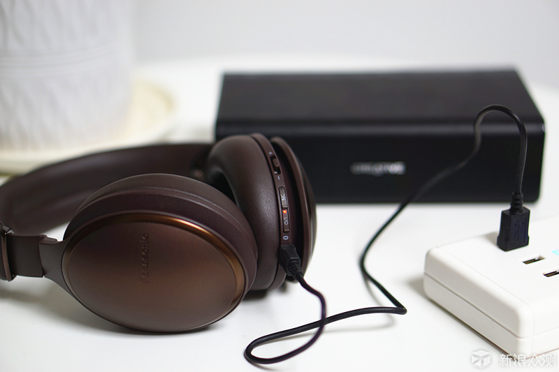 松下rp-hd605n:声音出众的无线降噪耳机