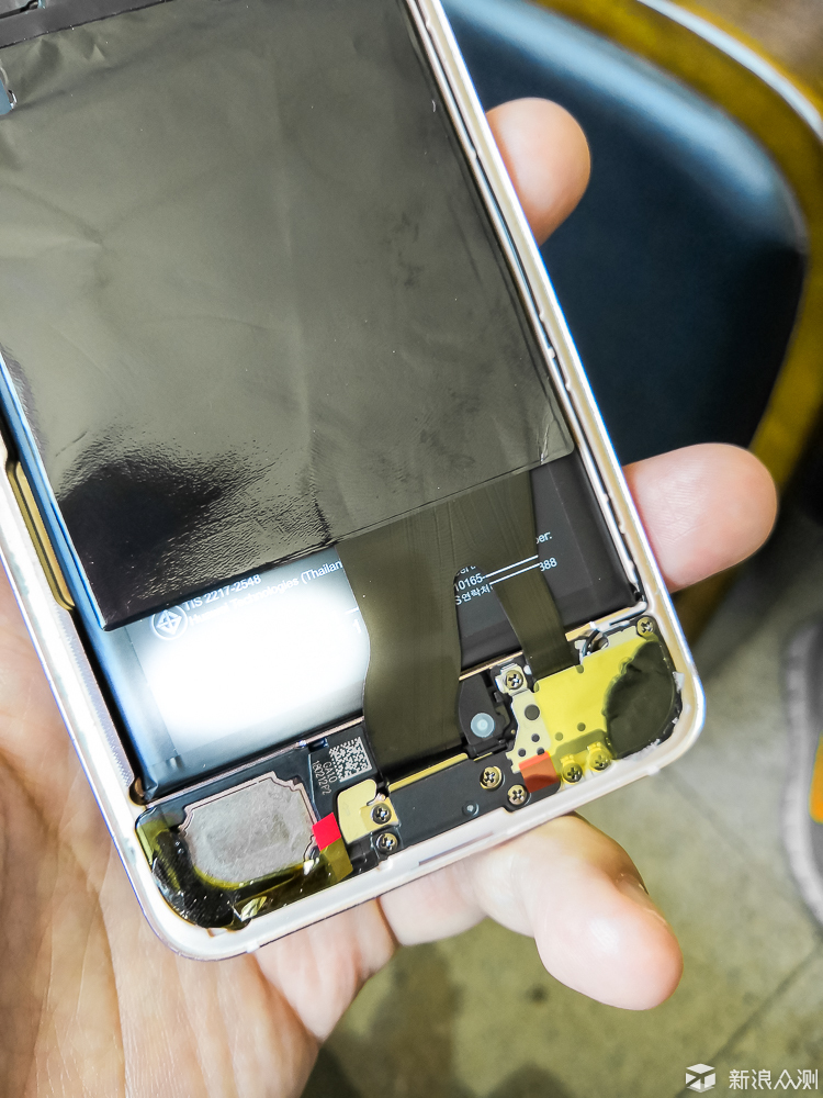第一次拆机,我就把五千多的华为p20 pro拆了