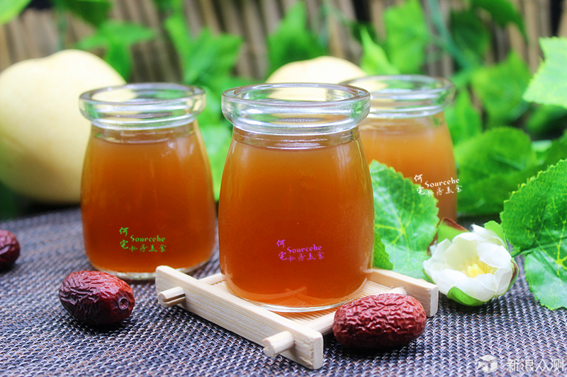 蜂蜜加什么喝了对嗓子好 e1bd57267afa4d6bc2e6cf15467324db.jpg