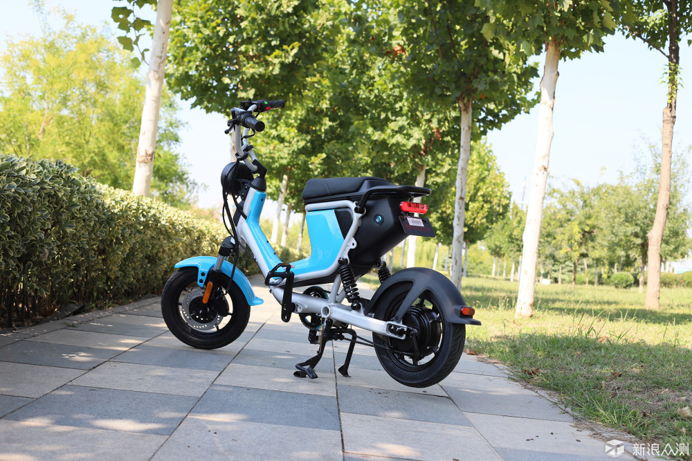 小牛电动um超轻版体验轻便出行有你就够了