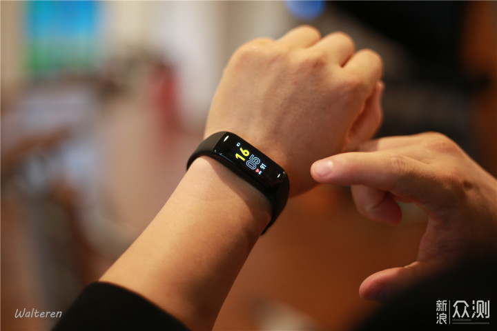 乐心手环5体验便宜有好货吗