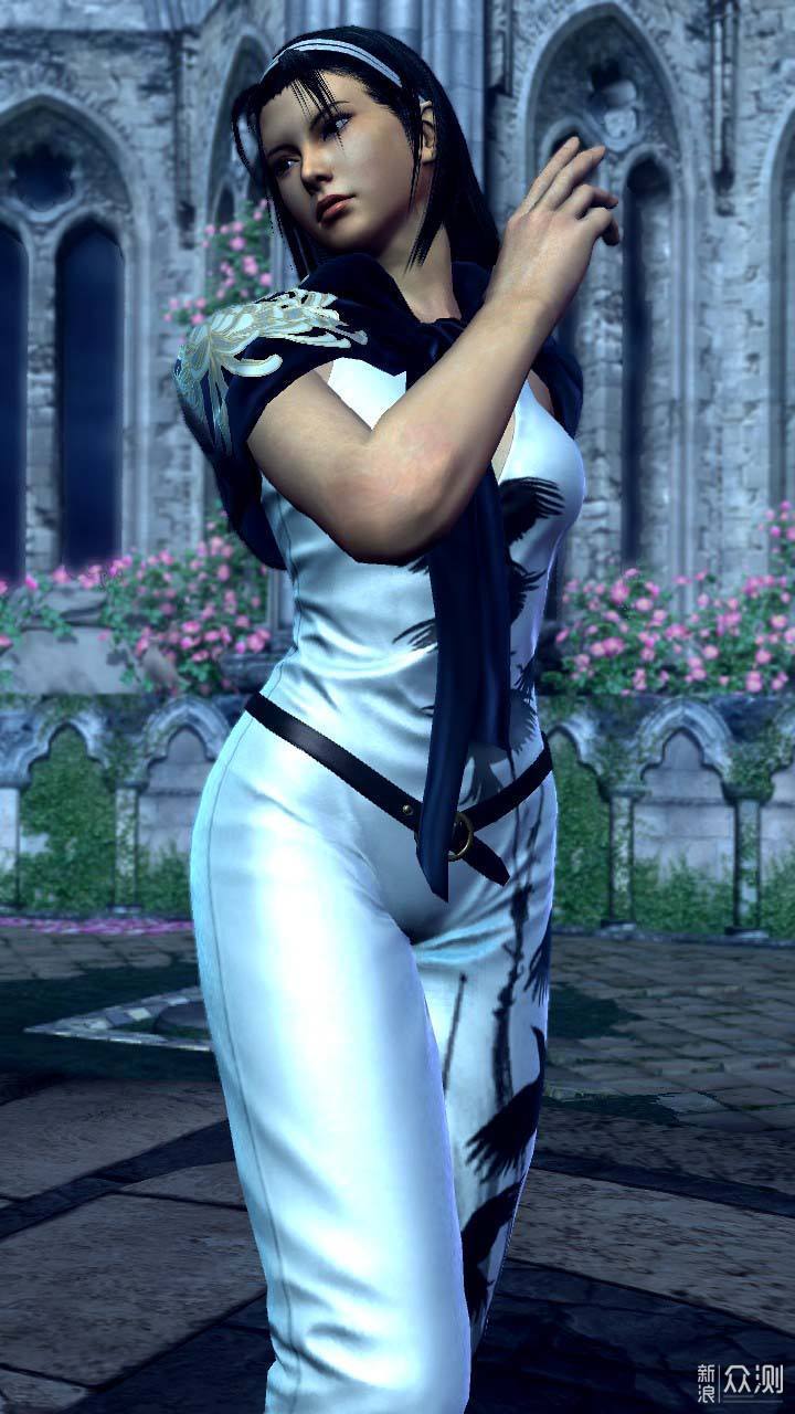 铁拳2之后和三岛一八相恋,并诞下儿子风间仁.后为了保护儿子被杀.